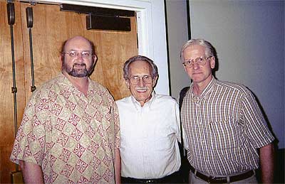 Wayne, ?, and LWP at Jeep Convention 2000